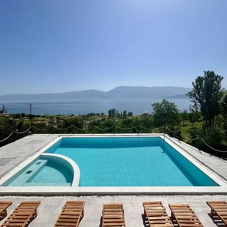 Bella Vista Rezidence Apartment
